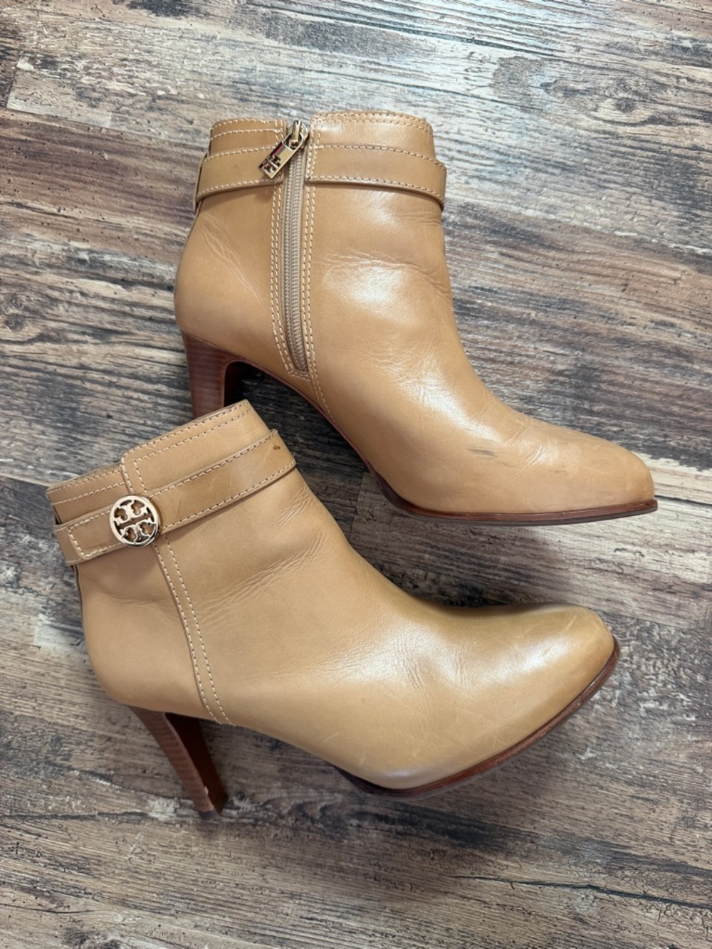 Women's Tory Burch Booties Bristol High-Heel Almond size 9.5